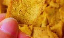 花椒馍片爆料怎么做的视频,香辣可口，一口接一口