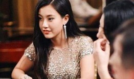 周彤雨恋情爆料最新消息,神秘男友身份揭秘，甜蜜互动引网友热议！”